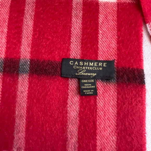 •Charter Club Red Black White Plaid 100%Cashmere Fringed Scarf 64”x10” NWOT - Picture 8 of 11
